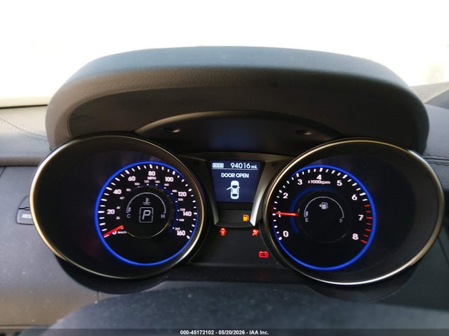 Hyundai Genesis 2.0t Premium