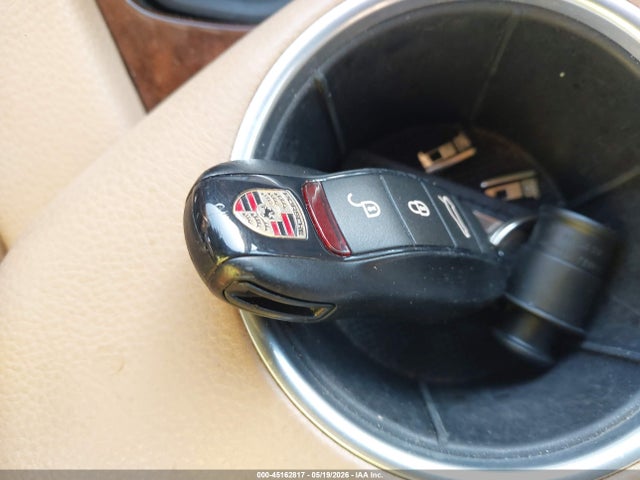 Porsche Panamera 4