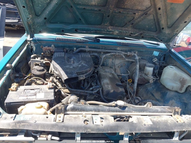 Nissan 4x4 Truck Xe