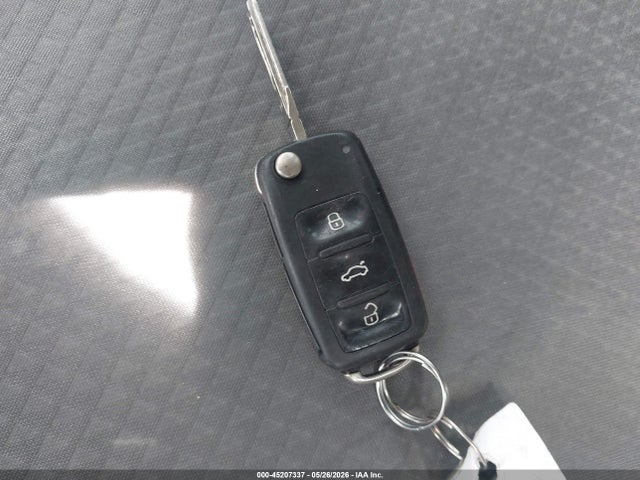 Volkswagen Jetta 1.4t S