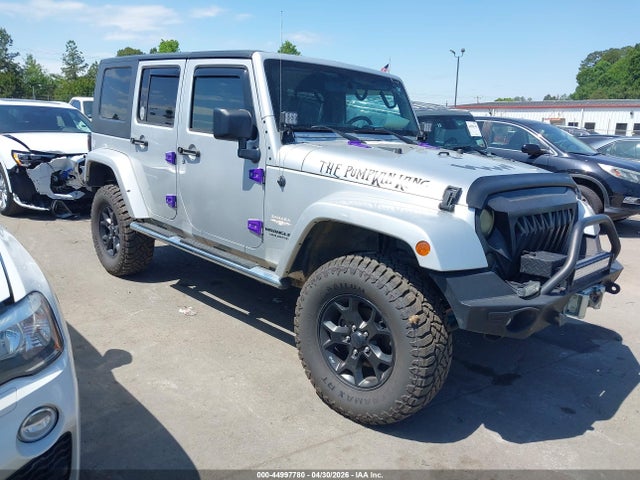 Salvage Jeep Wrangler Image