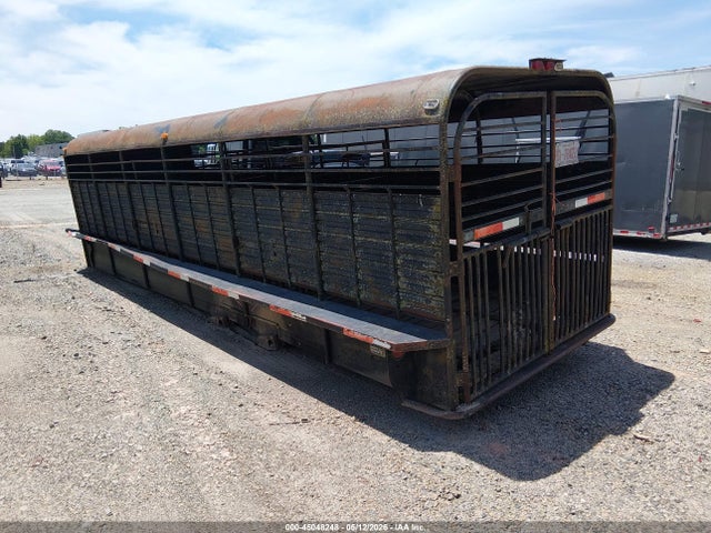Stoll Livestock Gooseneck Trailer