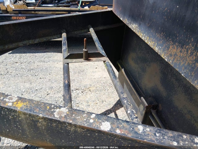 Stoll Livestock Gooseneck Trailer
