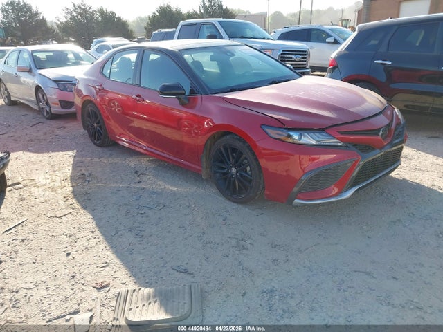 Salvage Toyota Camry Image
