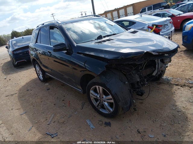 Salvage Mercedes-Benz M-Class Image