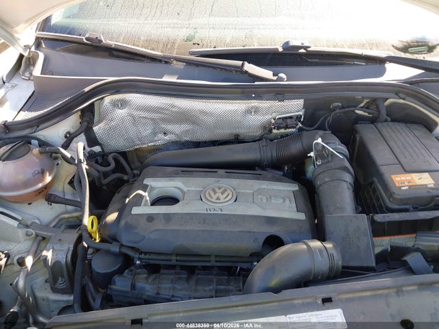 Volkswagen Tiguan S