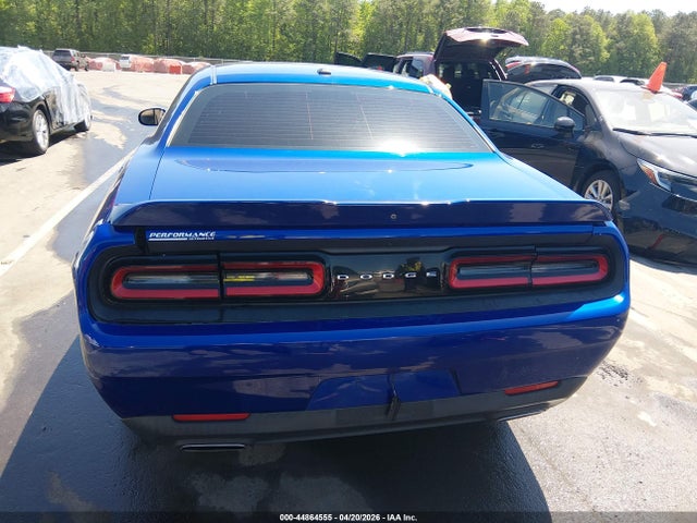 Dodge Challenger Sxt
