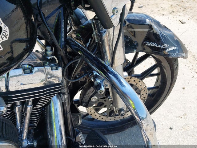 Harley-Davidson Flhtcu