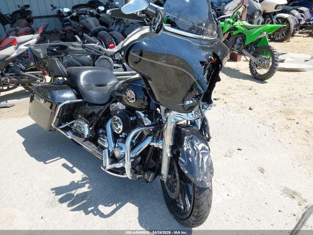 Salvage Harley-Davidson Flhtcu Image