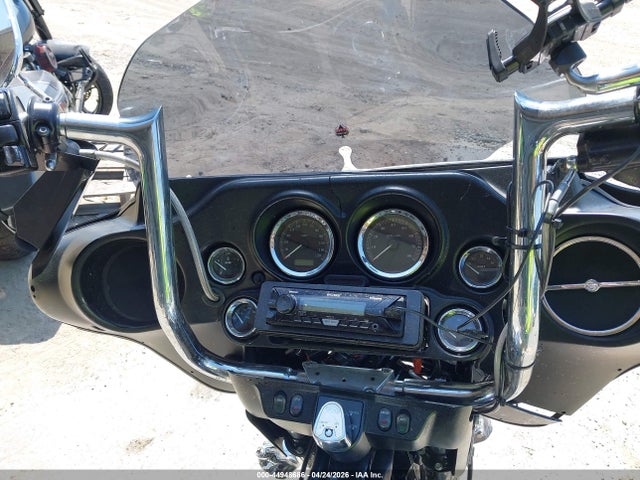 Harley-Davidson Flhtcu