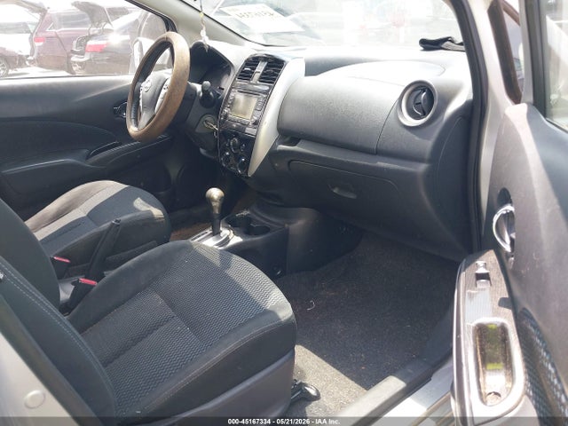 Nissan Versa Sv