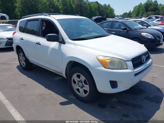 Salvage Toyota RAV4 Image