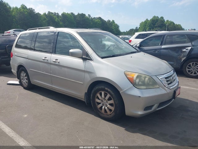 Salvage Honda Odyssey Image