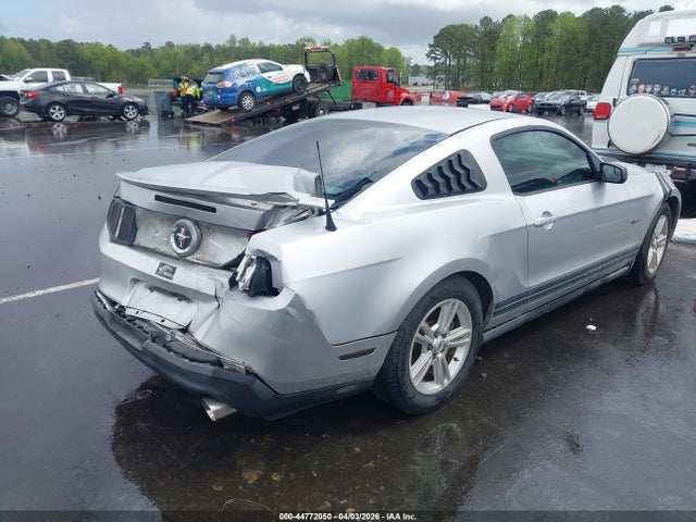 Ford Mustang V6
