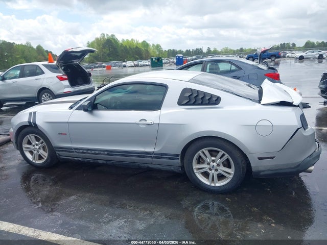 Ford Mustang V6