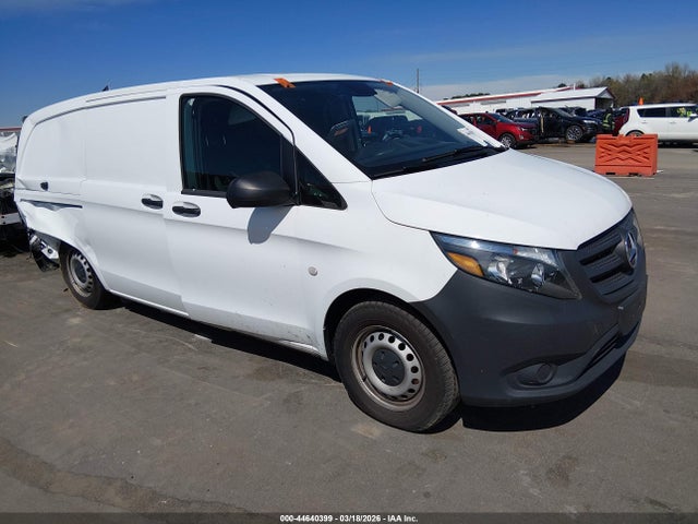 Salvage Mercedes-Benz Metris Image