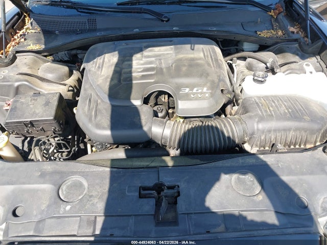 Dodge Charger Se