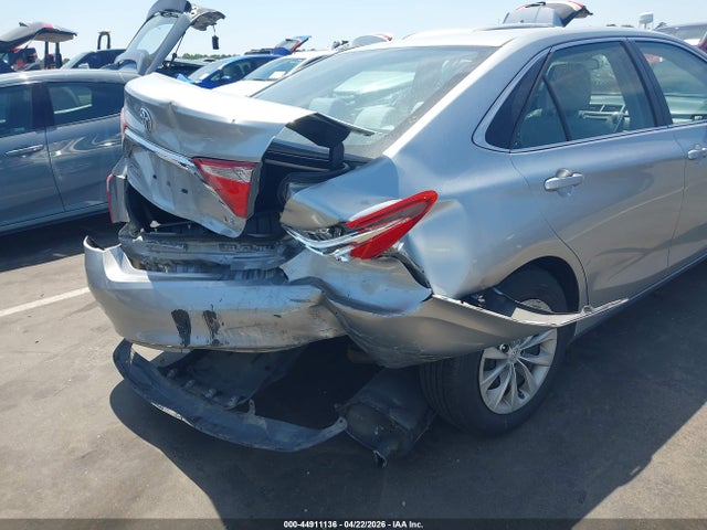 Toyota Camry Le