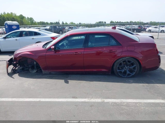 Chrysler 300 S