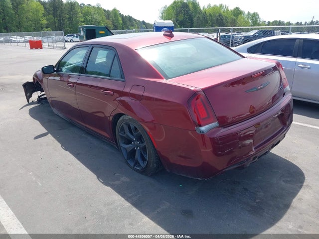 Chrysler 300 S