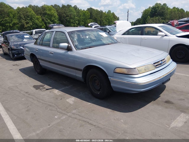 Salvage Ford Crown Victoria Image