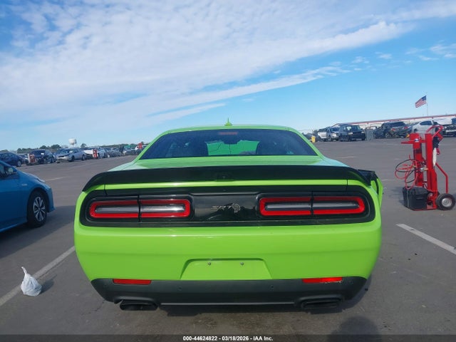 Dodge Challenger Srt Hellcat Jailbreak