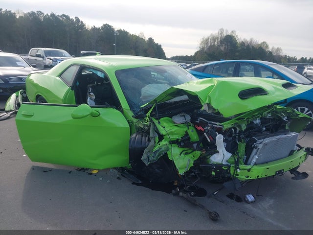 Salvage Dodge Challenger Image