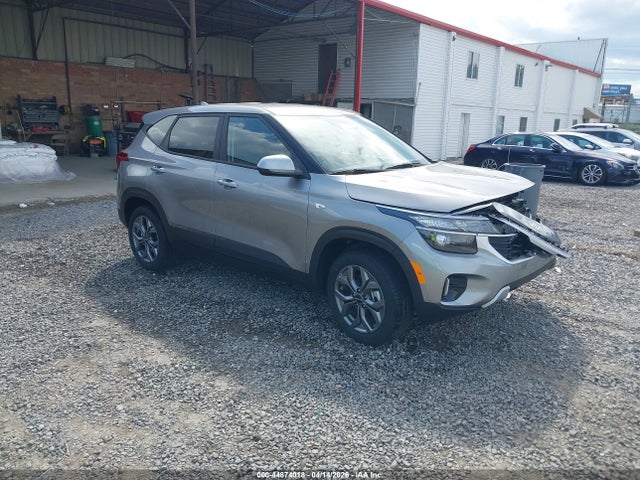 Salvage Kia Seltos Image
