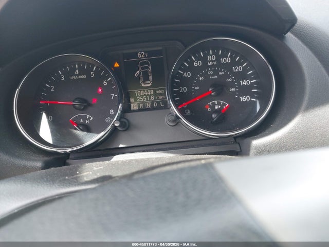 Nissan Rogue S