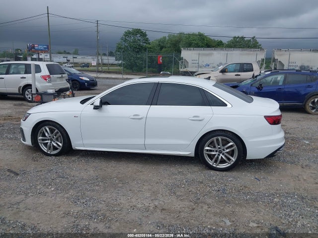 Audi A4 Premium Plus 45 Tfsi S Line Quattro S Tronic