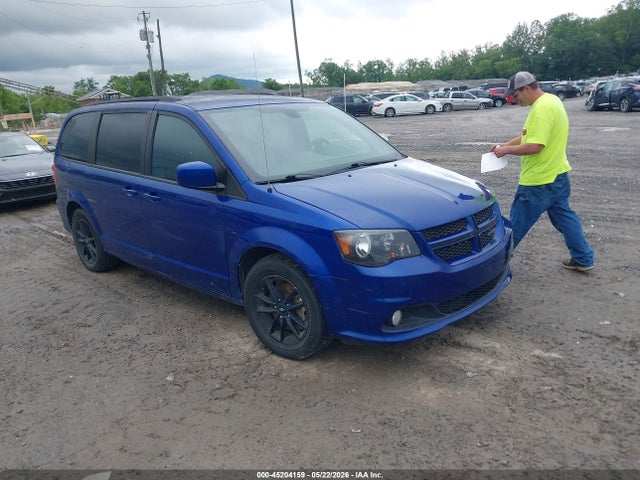 Salvage Dodge Grand Caravan Image