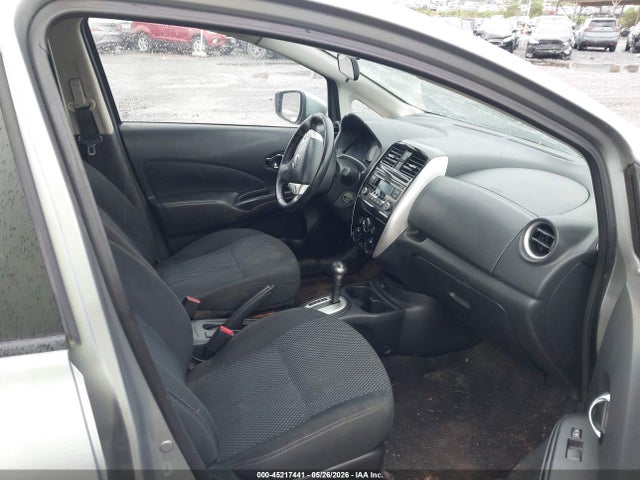 Nissan Versa Sv