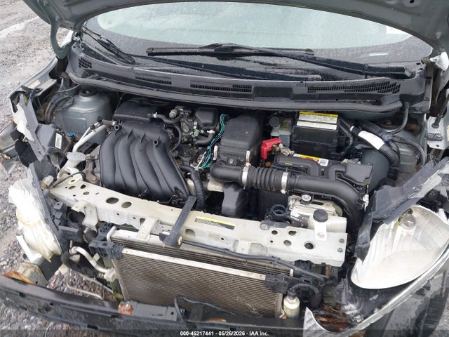 Nissan Versa Sv