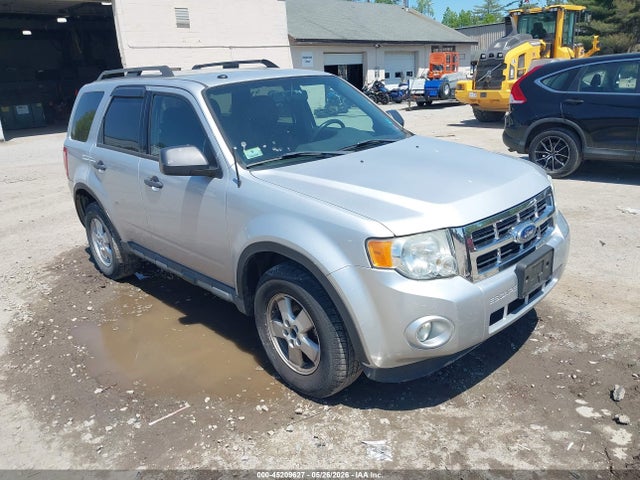 Salvage Ford Escape Image