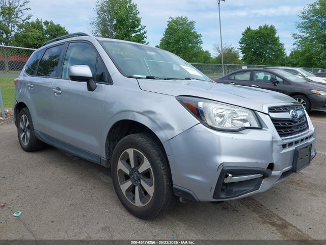 Salvage Subaru Forester Image