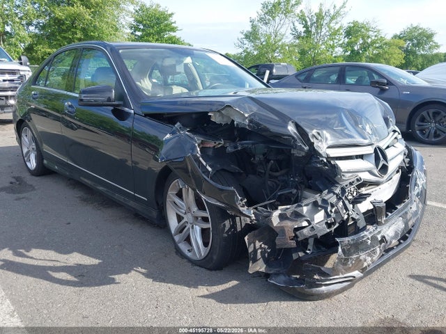 Salvage Mercedes-Benz C-Class Image