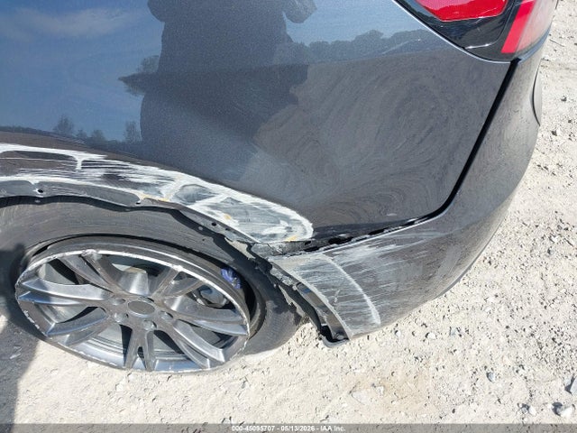Tesla Model Y Long Range Dual Motor All-wheel Drive