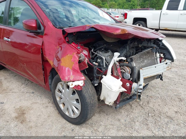 Nissan Versa 1.6 Sv