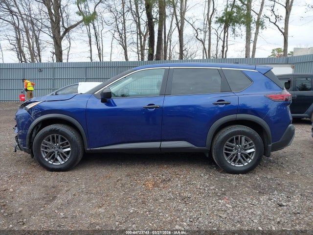 Nissan Rogue S Intelligent Awd