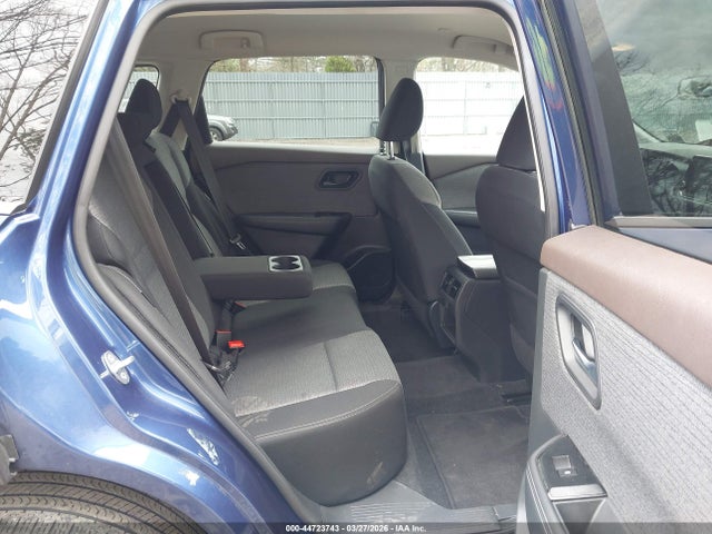 Nissan Rogue S Intelligent Awd