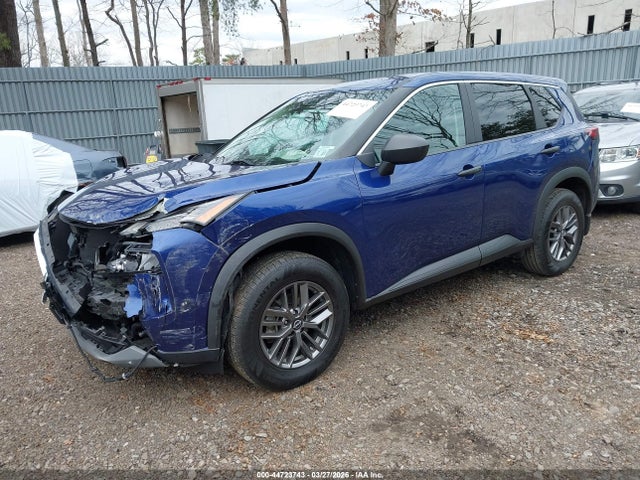Nissan Rogue S Intelligent Awd