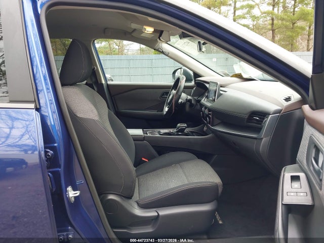 Nissan Rogue S Intelligent Awd
