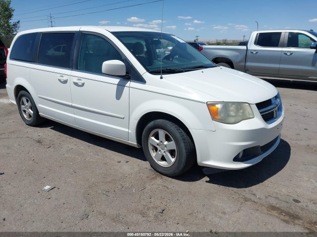 Salvage Dodge Grand Caravan Image