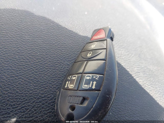 Dodge Grand Caravan Crew