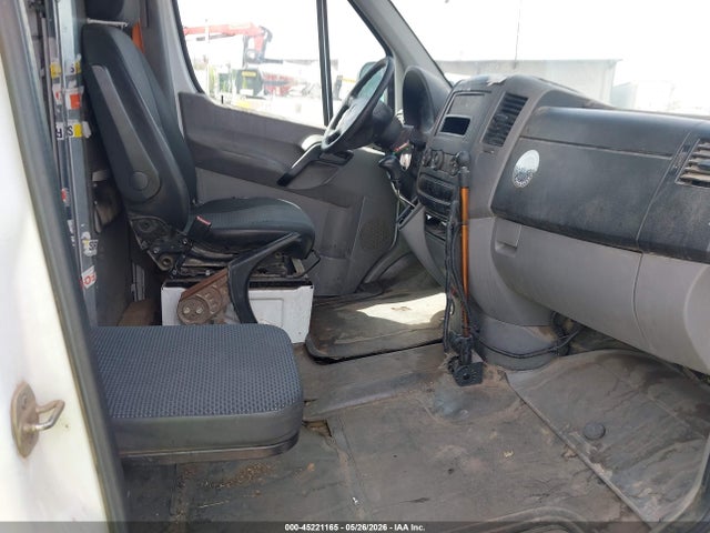 Mercedes-Benz Sprinter 2500 High Roof
