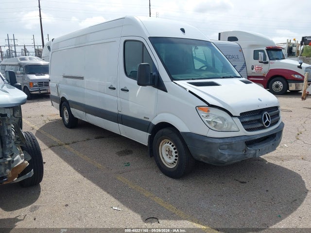 Salvage Mercedes-Benz Sprinter 2500 Image