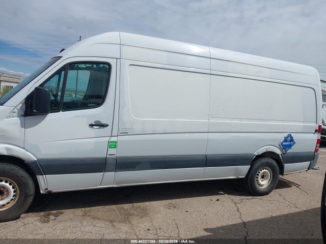 Mercedes-Benz Sprinter 2500 High Roof