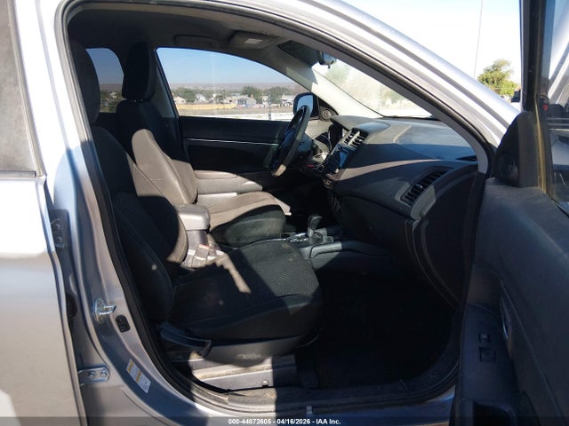 Mitsubishi Outlander 2.4 Es