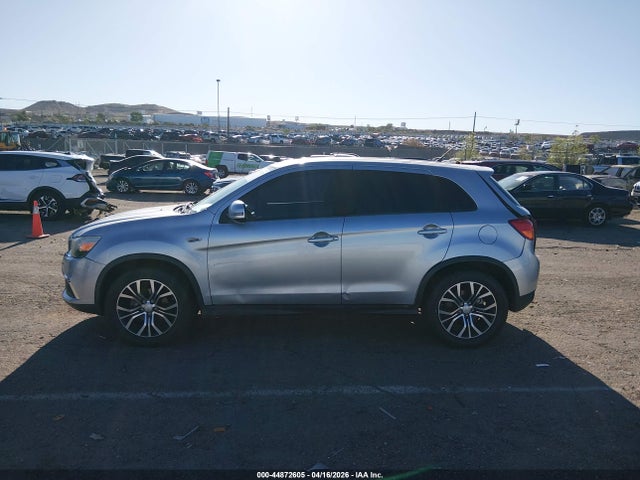 Mitsubishi Outlander 2.4 Es