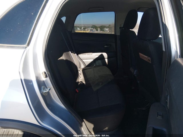 Mitsubishi Outlander 2.4 Es